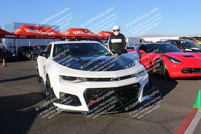 media/Nov-19-2022-Speed Ventures (Sat) [[eb5c8f9508]]/Around the Pits/Pre Grid Orange/